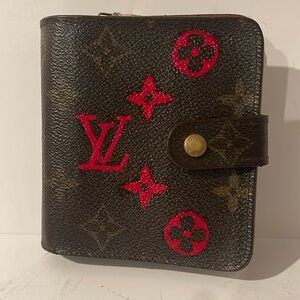 💯 Louis Vuitton Wallet Monogram HAND PAINTED 🤎
